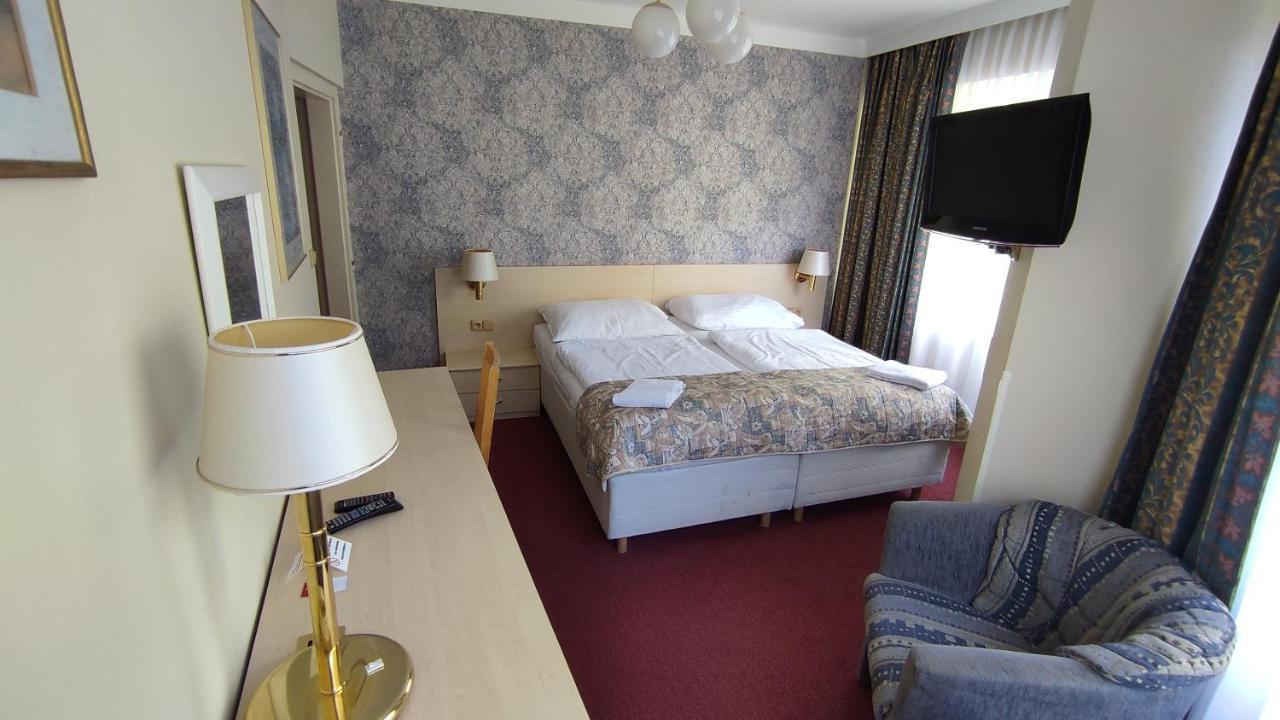 Parkhotel Sokolov Bagian luar foto